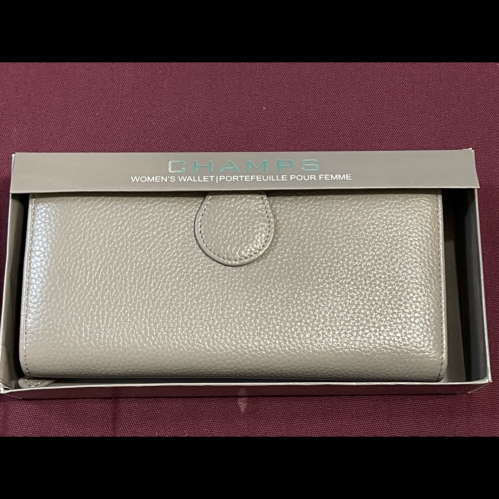 RFID Blocking Wallet - Picture 1 of 5